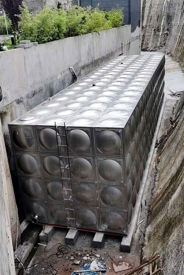 不銹鋼水箱的七個安裝步驟