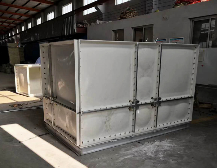 玻璃鋼水箱具有怎樣的結(jié)構(gòu)優(yōu)勢 ?