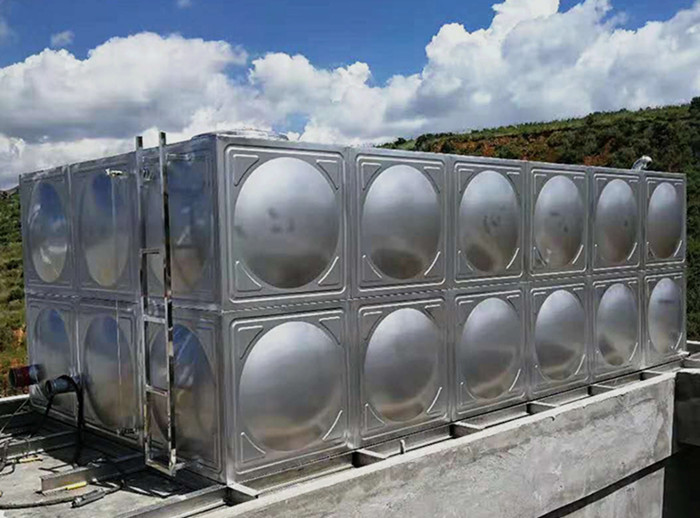 不銹鋼焊接水箱用于生活用水的條件有哪些?