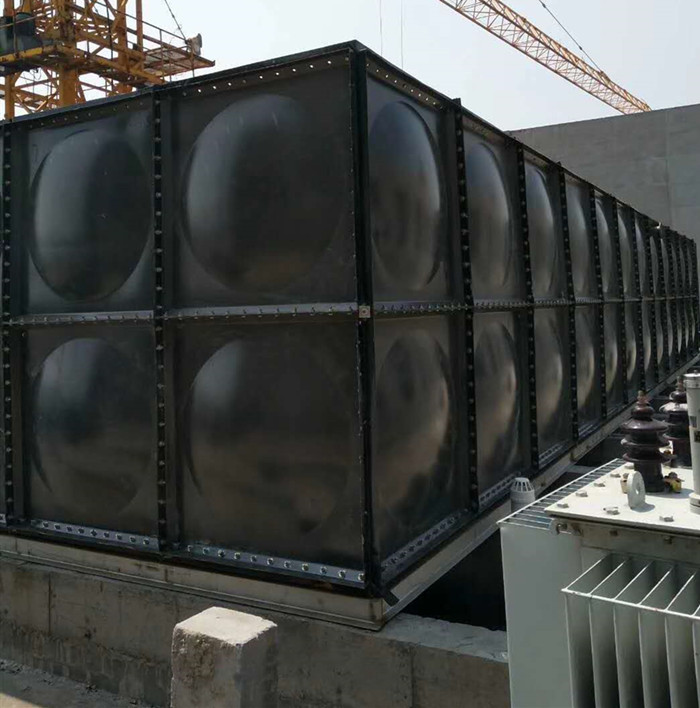 在進(jìn)行搪瓷鋼板水箱現(xiàn)場安裝中需要注意些什么