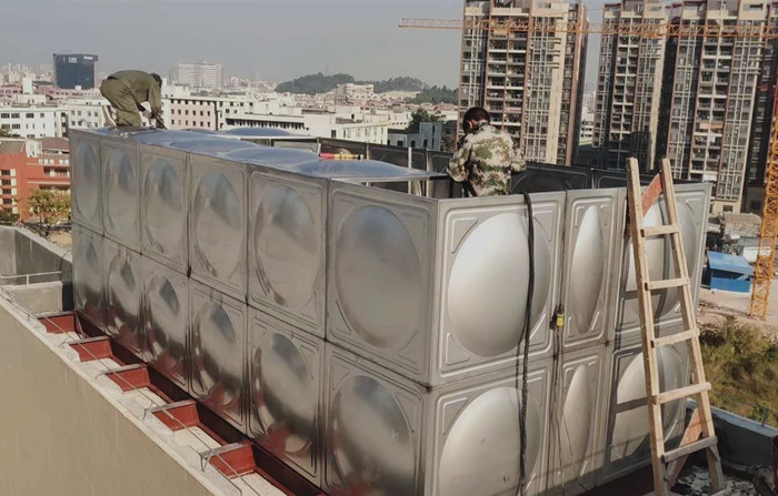 購買不銹鋼水箱時應該注意哪些?