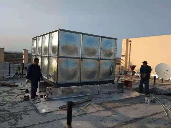 熱鍍鋅水箱的獨特優勢在哪?