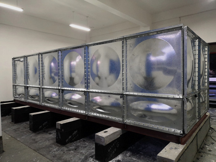 如何安裝鍍鋅水箱?