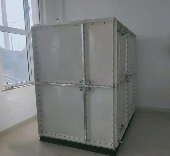 高溫玻璃鋼水箱具有哪些長處?