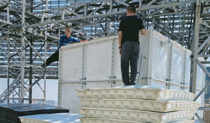 山東德州24立方玻璃鋼保溫水箱